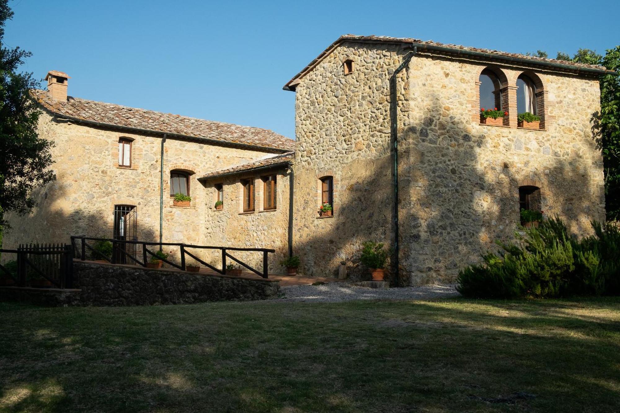 Agriturismo Colli Di Travale Montieri Buitenkant foto